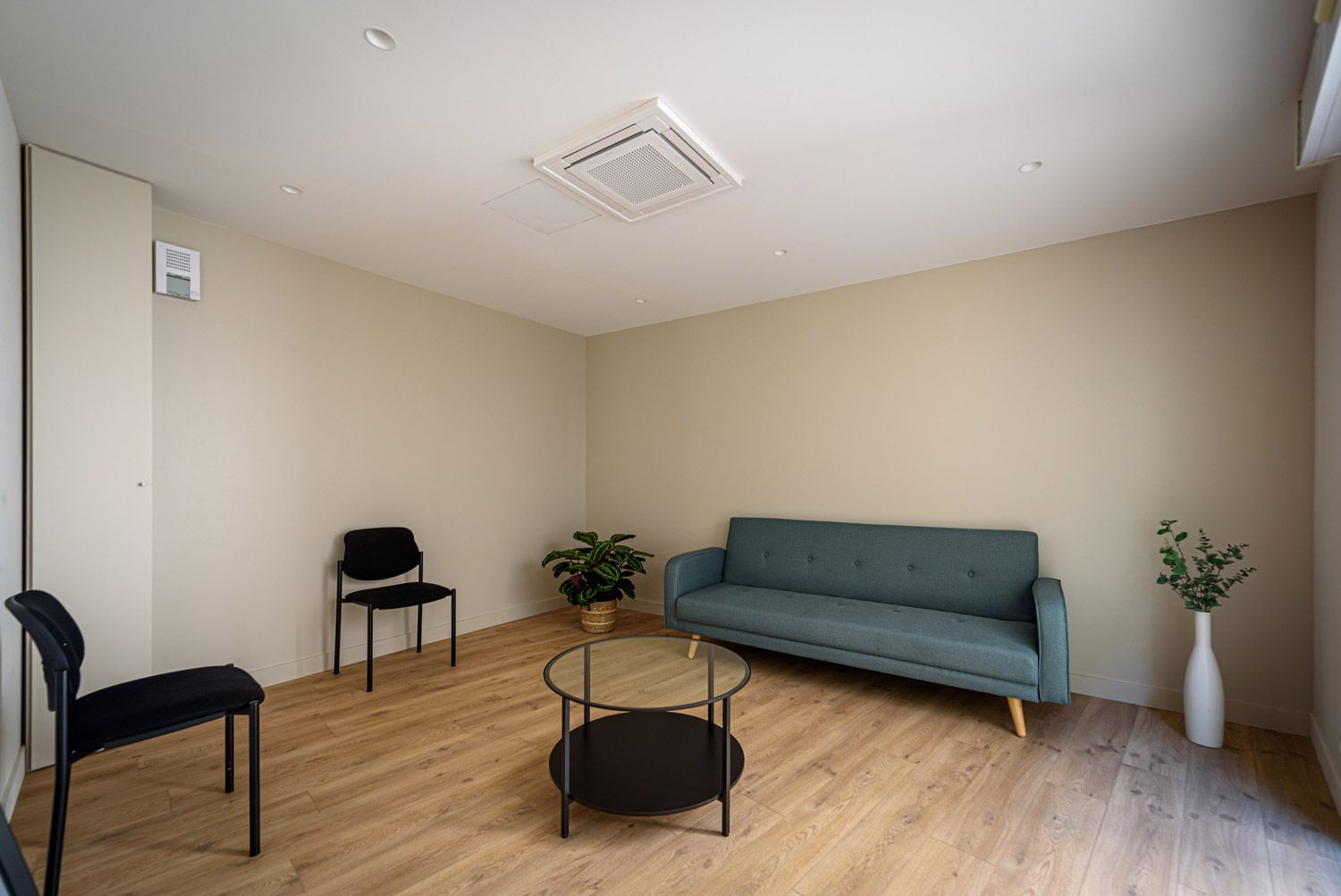 Salle d'attente du cabinet